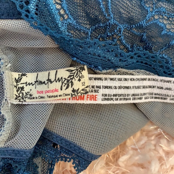 Free People - Lace Bralette - Picture 3 of 3